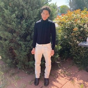 Meet your Posher, Julius